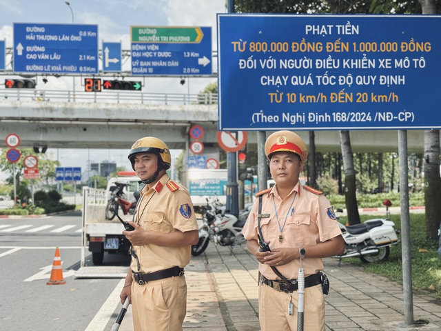 CSGT TP.HCM lưu &yacute; quan trọng để người d&acirc;n về qu&ecirc;, đi chơi tết an to&agrave;n - Ảnh 1.