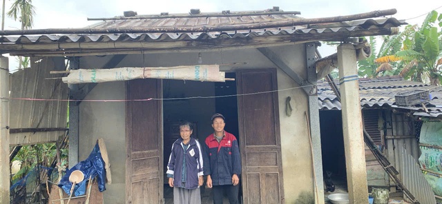 Giải Golf Doanh Nh&acirc;n S&agrave;i G&ograve;n giao nh&agrave; nh&acirc;n &aacute;i ở Huế từ nguồn quỹ thiện nguyện - Ảnh 4.