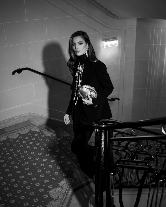 Những bộ trang phục đẹp nhất cho ngày lạnh, tôn vinh phong cách cá nhân- Ảnh 4.