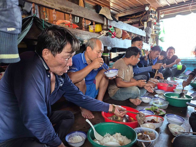 Về nh&agrave; cho kịp tết: Đi biển những ng&agrave;y cuối năm- Ảnh 1.