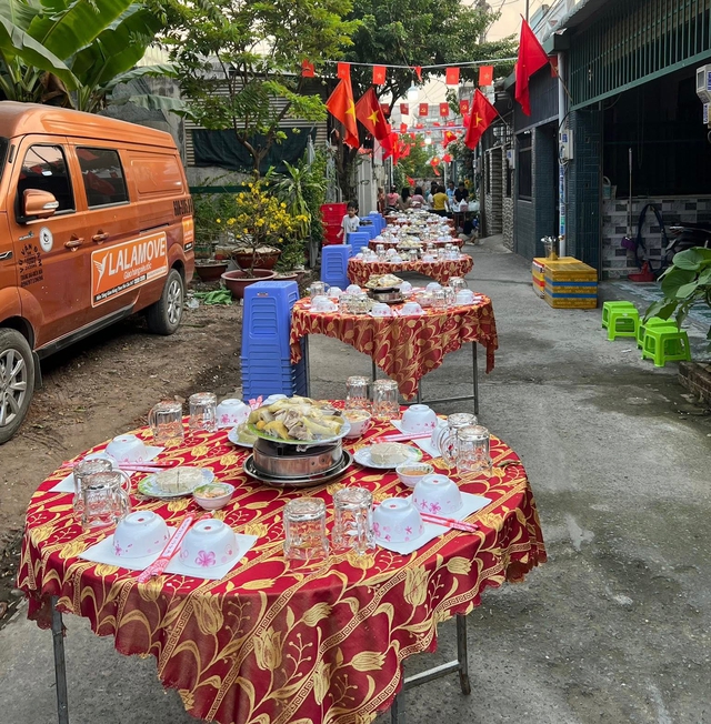 Cả x&oacute;m tổ chức tất ni&ecirc;n: Duy tr&igrave; suốt 16 năm, mỗi hộ g&oacute;p một m&oacute;n  - Ảnh 2.