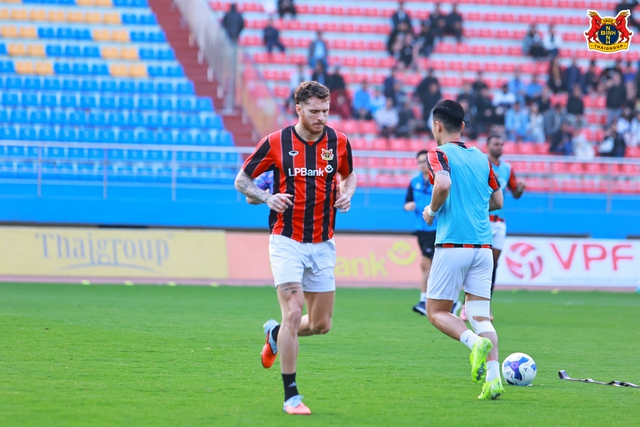 HAGL b&ugrave;ng nổ tuyệt vời, Ninh B&igrave;nh gục ng&atilde;: Trận thua thứ hai của Ho&agrave;ng Đức, chuyện g&igrave; đang xảy ra?- Ảnh 3.