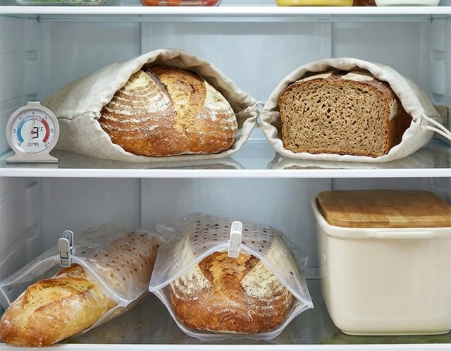 Bảo quản b&aacute;nh m&igrave; trong tủ lạnh: Kh&ocirc;ng phải l&uacute;c n&agrave;o cũng đ&uacute;ng - Ảnh 1.