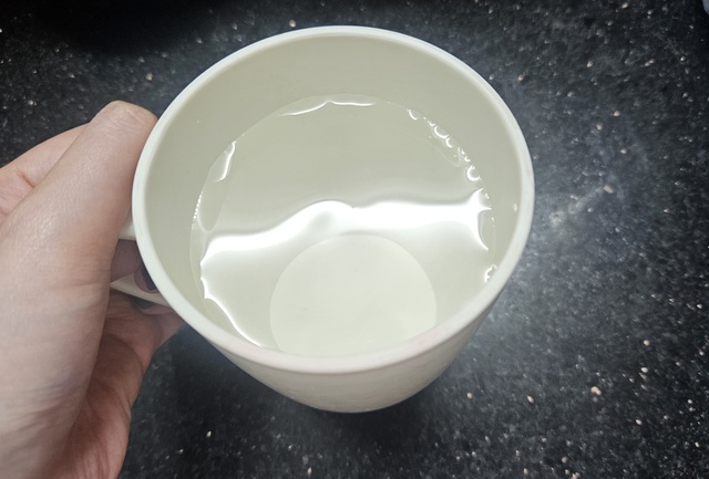 Th&oacute;i quen tưởng v&ocirc; hại m&ugrave;a lạnh c&oacute; thể l&agrave;m thận yếu nhanh - Ảnh 2.