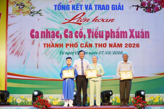 Cần Thơ trao 81 giải tại li&ecirc;n hoan nghệ thuật mừng Xu&acirc;n B&iacute;nh Ngọ 2026- Ảnh 1.