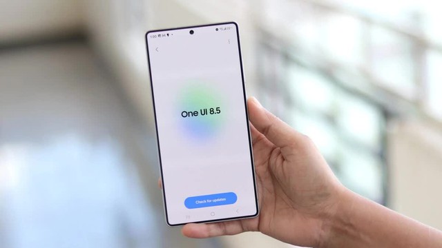 One UI 8.5 bất ngờ trễ hẹn, người d&ugrave;ng Samsung bắt đầu sốt ruột - Ảnh 1.