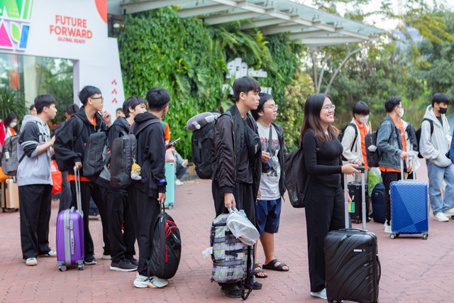 Tết 'ấm' từ nh&agrave; trường- Ảnh 4.