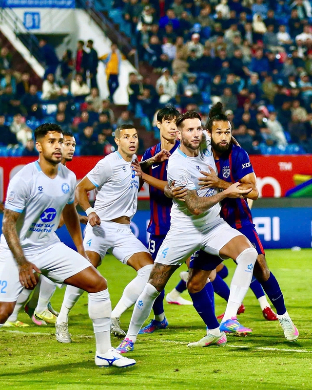 Lịch thi đấu V-League rất hay h&ocirc;m nay: CLB Nam Định kh&ocirc;ng c&ograve;n đường l&ugrave;i- Ảnh 1.