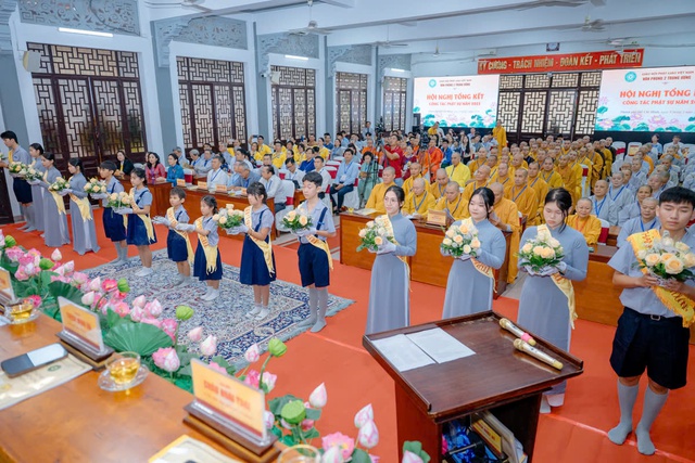 Sinh vi&ecirc;n Việt Nam, L&agrave;o, Campuchia nhận học bổng từ Gi&aacute;o hội Phật gi&aacute;o Việt Nam - Ảnh 3.