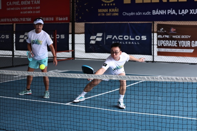 Huy Kh&aacute;nh lần đầu v&ocirc; địch giải pickleball- Ảnh 15.