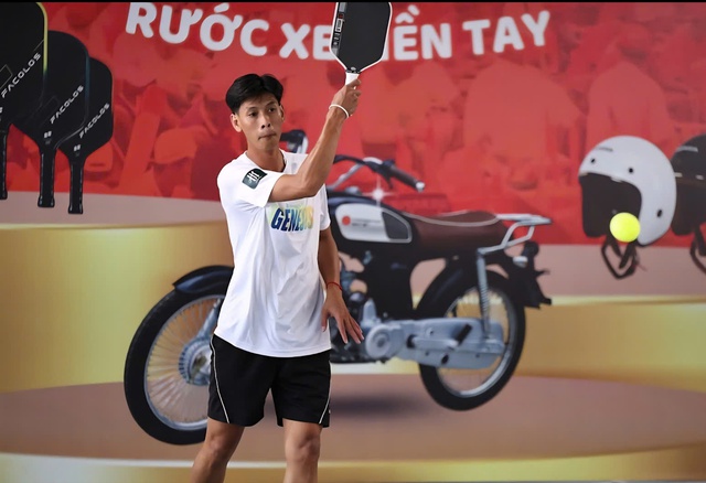 Huy Kh&aacute;nh lần đầu v&ocirc; địch giải pickleball- Ảnh 13.