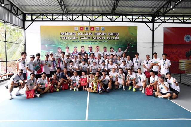 Huy Kh&aacute;nh lần đầu v&ocirc; địch giải pickleball- Ảnh 4.