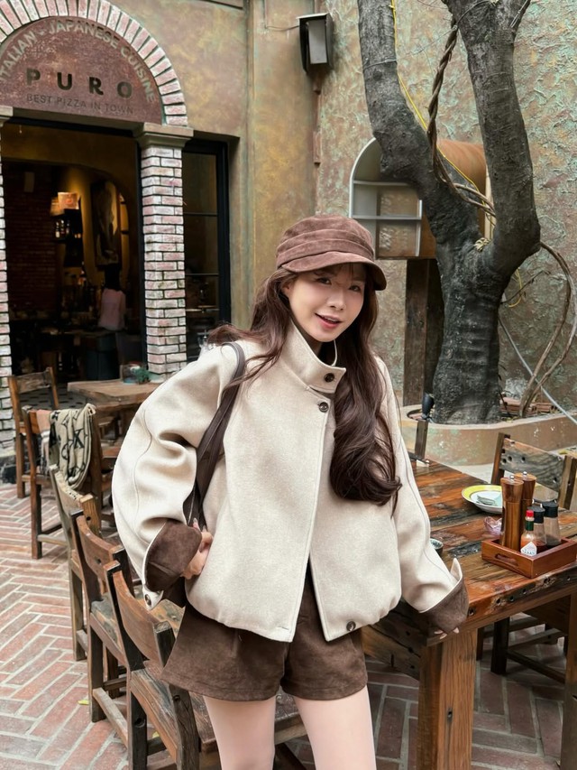 Không thể rời mắt với áo khoác cổ ống chuẩn gu cá tính- Ảnh 3.