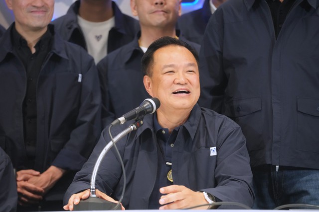 Thủ tướng Th&aacute;i Lan tuy&ecirc;n bố x&acirc;y tường bi&ecirc;n giới với Campuchia - Ảnh 1.