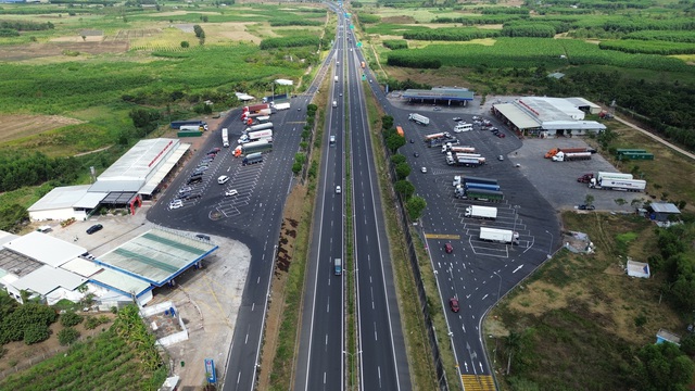 C&acirc;y xăng tr&ecirc;n cao tốc TP.HCM - Long Th&agrave;nh - Dầu Gi&acirc;y vẫn ngưng b&aacute;n- Ảnh 1.