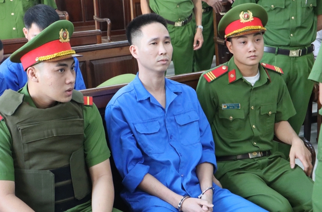 Vụ thảm s&aacute;t 3 người trong 1 gia đ&igrave;nh ở Đồng Nai: Bị c&aacute;o L&ecirc; Sỹ T&ugrave;ng kh&ocirc;ng y&ecirc;u cầu luật sư- Ảnh 1.