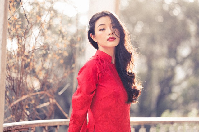 N&agrave;ng thơ Lan Thy được cầu h&ocirc;n bởi nhạc trưởng Dustin Ti&ecirc;u tại tiệc cưới - Ảnh 3.