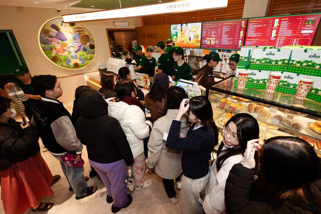 Ph&uacute;c Long Dragon 82 H&agrave;ng Điếu: Điểm hẹn thưởng tr&agrave; giữa l&ograve;ng phố cổ H&agrave; Nội- Ảnh 2.