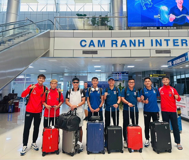 Đội bóng do cựu sao HAGL Trần Hữu Đông Triều dẫn dắt sớm đến Nha Trang- Ảnh 1. Đội bóng do cựu sao HAGL Trần Hữu Đông Triều dẫn dắt sớm đến Nha Trang- Ảnh 1.