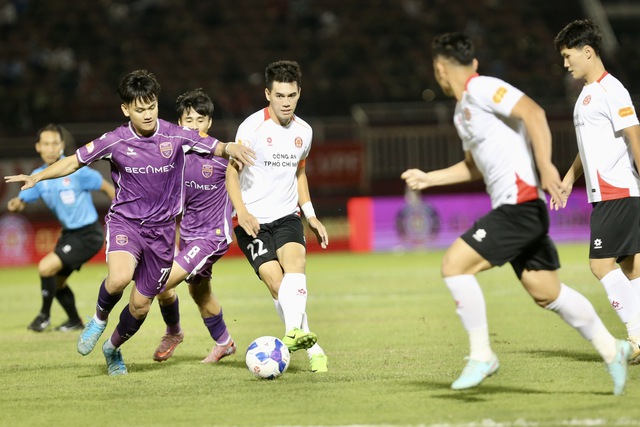 Tiến Linh tịt ngòi trước đội bóng cũ, CLB CA TP.HCM thua trận thứ 2 liên tiếp- Ảnh 1.
