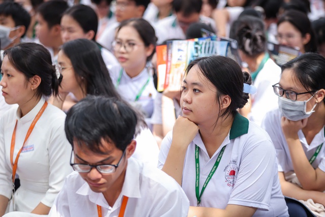 Băn khoăn chọn ngành học thời công nghệ - Ảnh 2.