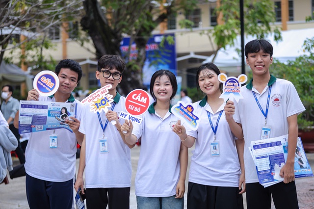 Chọn ngành học nào để không bị 'mắc kẹt' khi nghề nghiệp thay đổi? - Ảnh 1.