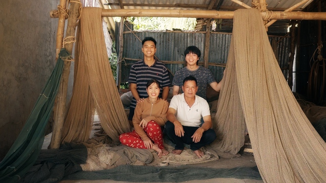 Người kể chuyện 'triệu view' về l&agrave;ng chiếu Định Y&ecirc;n - Ảnh 3.