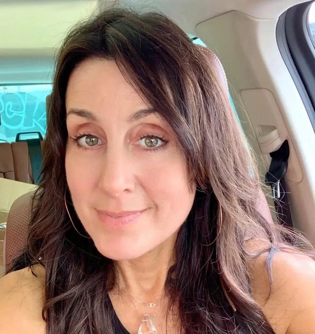 Vợ mới tỉ ph&uacute; Jeff Bezos từng y&ecirc;u cựu Tổng thống Mỹ Bill Clinton? - Ảnh 3.