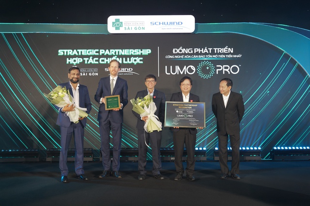 Bệnh viện Mắt S&agrave;i G&ograve;n hợp t&aacute;c với Schwind, ra mắt c&ocirc;ng nghệ x&oacute;a cận LUMOPRO&trade;  - Ảnh 4.