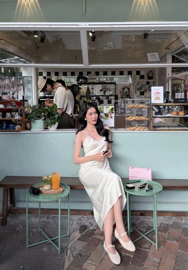 Giày bệt đơn giản nhưng đủ sức tạo nên phong cách cuốn hút- Ảnh 10.