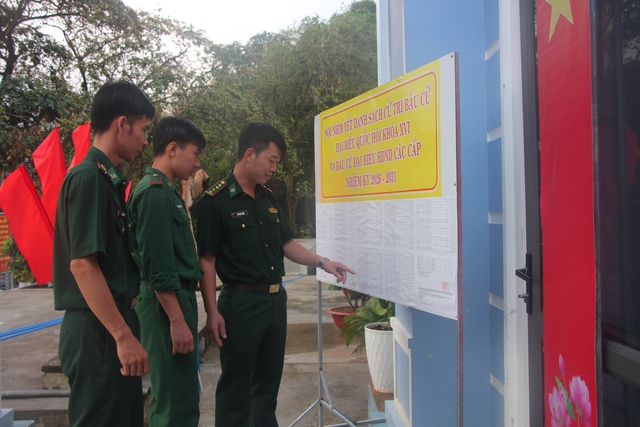 C&agrave; Mau bầu cử sớm H&ograve;n Chuối để giữ trọn quyền l&aacute; phiếu biển đảo   - Ảnh 2.