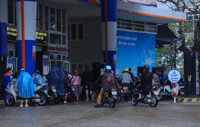 Sở C&ocirc;ng thương TP . Huế v&agrave;o cuộc xử l&yacute; trạm xăng dầu găm h&agrave;ng năm 2026 - Ảnh 3.