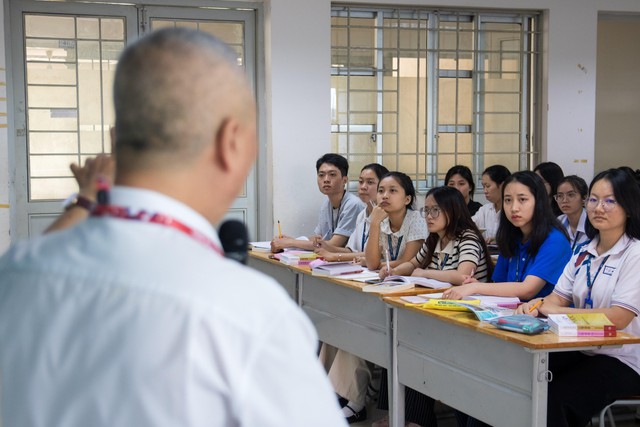 Chọn ng&agrave;nh học thời b&ugrave;ng nổ AI: Xu hướng đ&agrave;o tạo li&ecirc;n ng&agrave;nh - Ảnh 1.