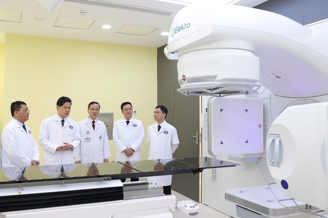 Người bệnh ung thư tiếp cận xạ trị hiện đại được bảo hiểm y tế chi trả- Ảnh 1.