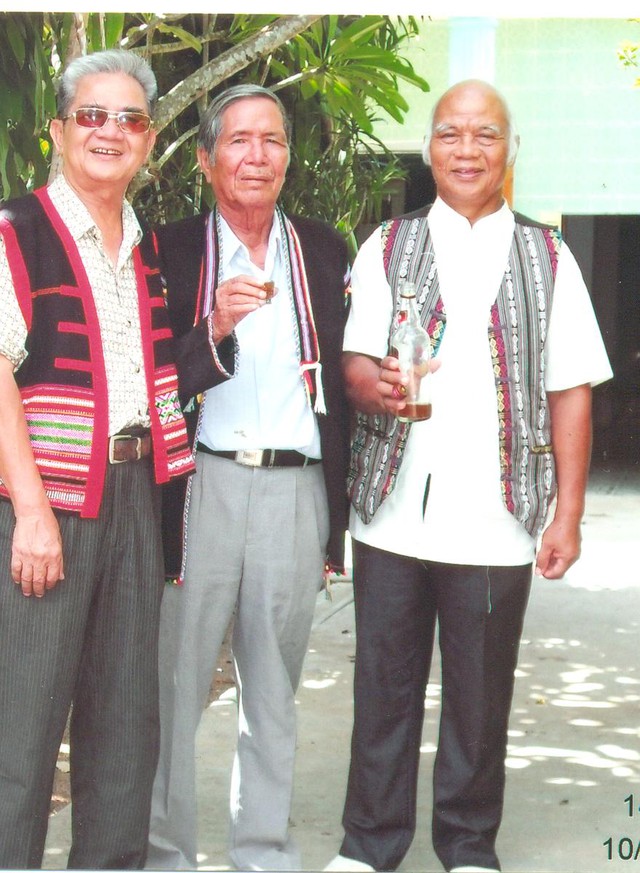 Vĩnh biệt 'gi&agrave; l&agrave;ng' của văn h&oacute;a T&acirc;y nguy&ecirc;n- Ảnh 1.