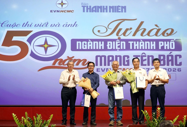 Cuộc thi viết v&agrave; ảnh 220 triệu đồng kỷ niệm 50 năm ng&agrave;nh điện TP.HCM - Ảnh 4.