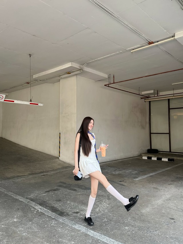 Giày loafer giúp nàng hoàn thiện bản phối nhẹ nhàng và thanh lịch- Ảnh 7.