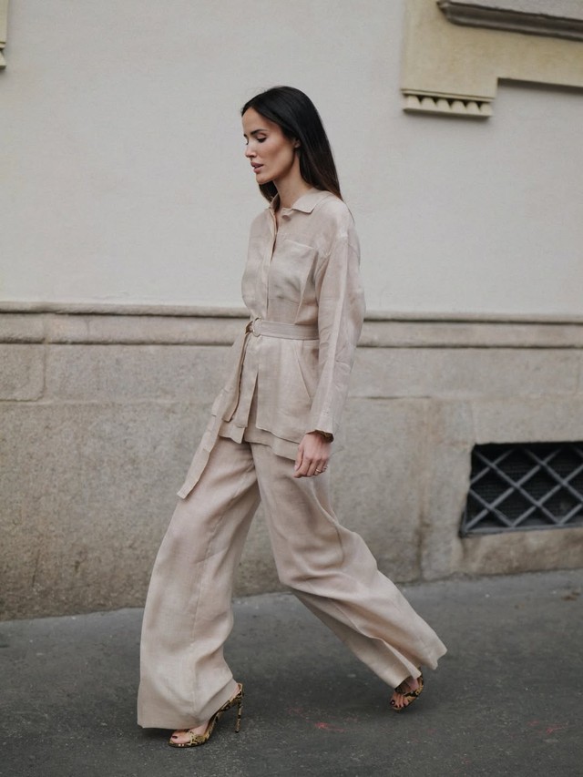 Quần tây xếp ly thanh lịch, thoải mái trở lại mạnh mẽ trên đường phố- Ảnh 9.