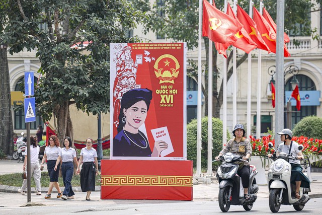 Muốn biết m&igrave;nh sẽ bỏ phiếu bầu cử ở đ&acirc;u, chỉ cần mở VNeID l&agrave; c&oacute;- Ảnh 4.