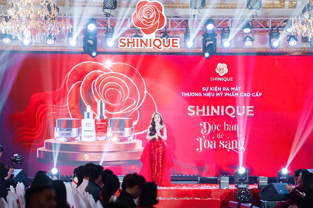 SHINIQUE-Thương hiệu dược mỹ phẩm H&agrave;n Quốc cao cấp ch&iacute;nh thức ra mắt thị trường Việt Nam - Ảnh 2.