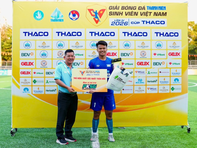 'Người nhện' của Trường ĐH Sư phạm TP.HCM: Thần tượng thủ m&ocirc;n Trung Ki&ecirc;n, bắt b&oacute;ng như De Gea- Ảnh 4.