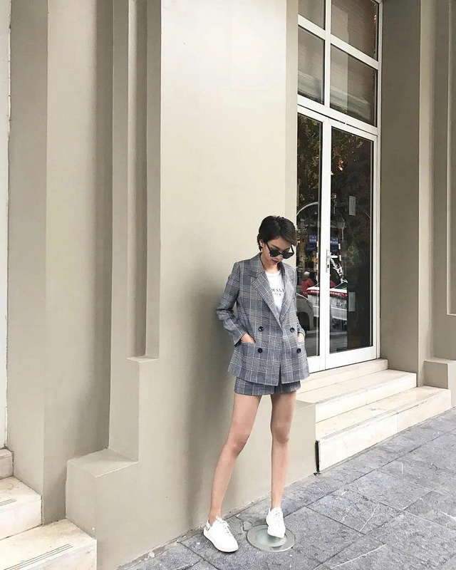 Mặc đẹp mọi lúc, cân mọi hoàn cảnh với áo blazer oversize - Ảnh 4.