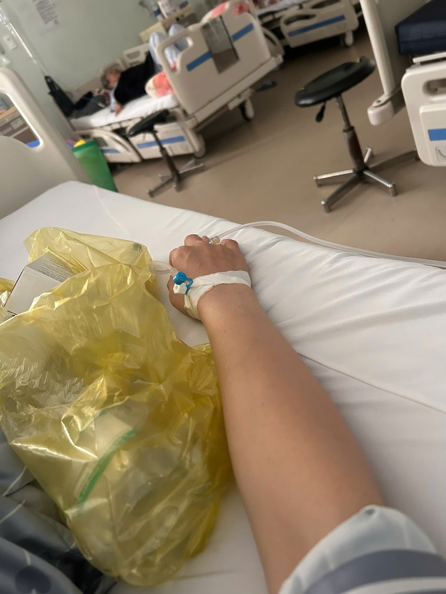 An Giang: Hơn 60 người ngộ độc thực phẩm nghi do ăn b&aacute;nh kem v&agrave;o ng&agrave;y Quốc - Ảnh 1.