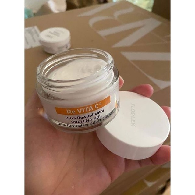 7 kem trắng da chống l&atilde;o h&oacute;a gi&uacute;p l&agrave;n da tuổi 40 căng trẻ, mịn m&agrave;ng - Ảnh 11.