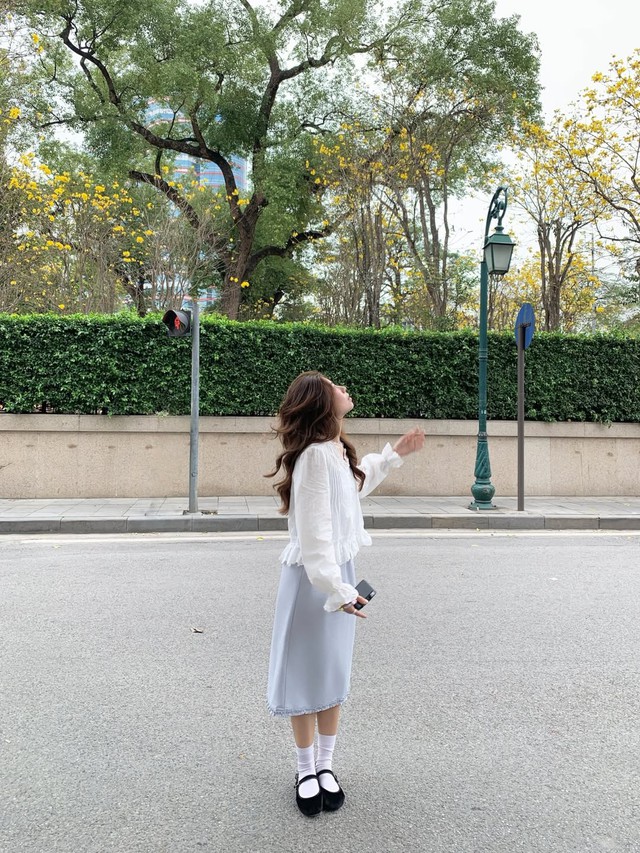 Giày búp bê mang đến phong cách năng động và thanh lịch cho phái đẹp 2026 - Ảnh 4.