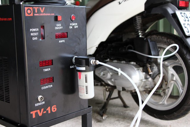 Bảo dưỡng, thay thế bộ phận n&agrave;o để xe m&aacute;y &lsquo;lợi&rsquo; xăng?- Ảnh 2.