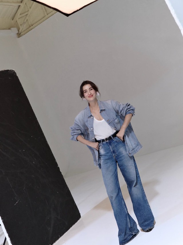 Đa dạng phong cách với áo khoác denim- Ảnh 6.