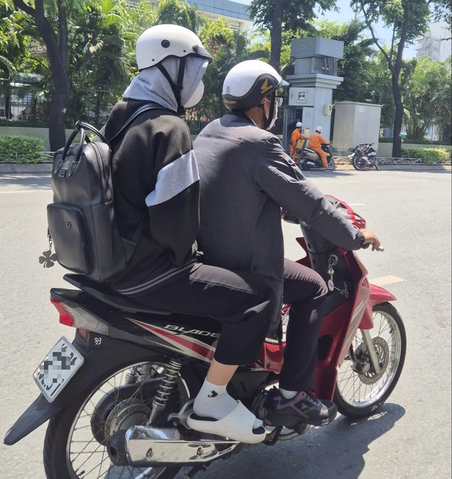 Gi&aacute; xăng tăng, 'đi chung xe' bỗng n&ecirc;n hot trở lại - Ảnh 3.