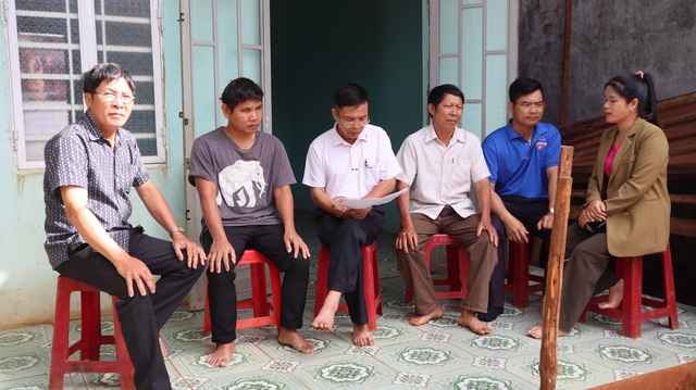 Để cử tri l&agrave; người yếu thế được tham gia ng&agrave;y hội bầu cử - Ảnh 2.