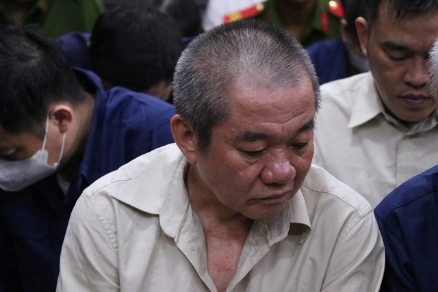 Ph&aacute;t sinh t&igrave;nh tiết, ho&atilde;n xử vụ cấp chứng chỉ l&aacute;i xe sai ph&eacute;p gần 16.000 người - Ảnh 1.